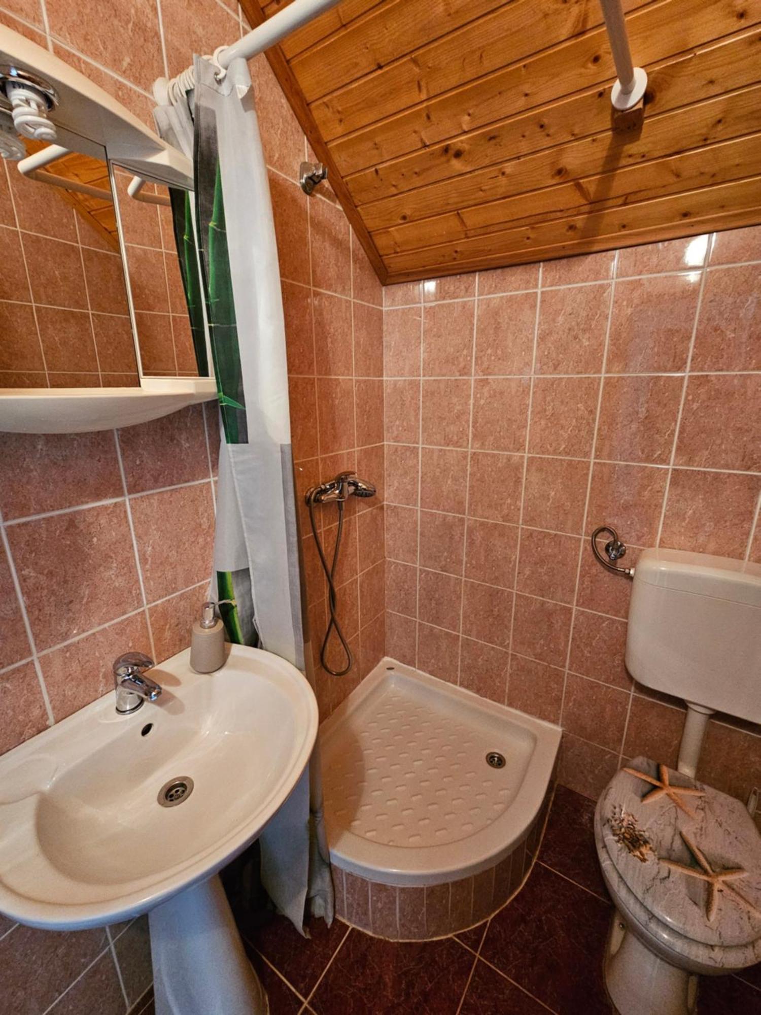 Apartman Mile - Holiday House Smoljanac Phòng bức ảnh